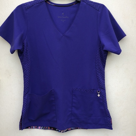 Scrub tops and bottoms - Picture 10 of 15